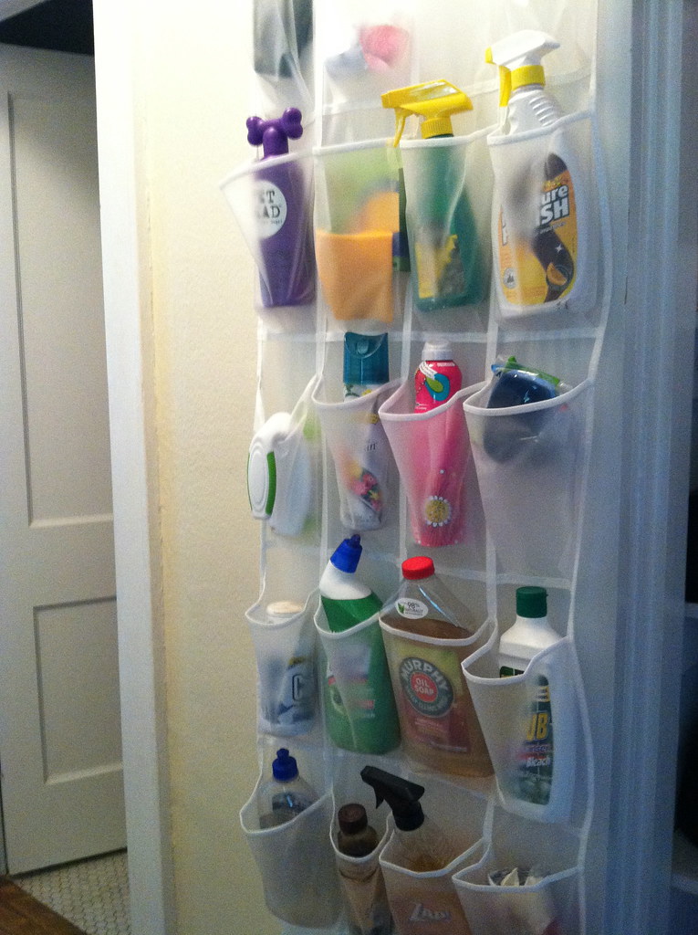 Cleaning product organiser